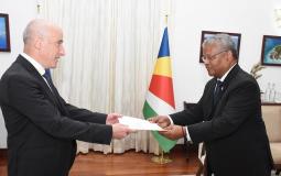 السفير الاسرائيلي لوتيم يقدم اوراق الاتفاقية سفير دولة سيشل