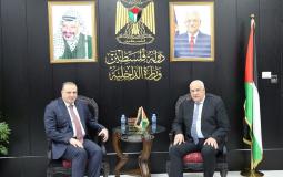 وزير الداخلية هب الريح يستقبل سفير الأردن البدور