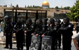 الآلاف من عناصر الشرطة الإسرائيلية يستعدون لتأمين الكنس اليهودية في المدن - أرشيف