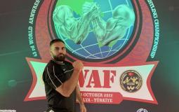 ليث شحادة فلسطيني من غزة يشارك في بطولة العالم لمصارعة الذراعين