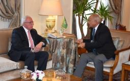 لقاء المالكي مع الأمين العام لجامعة الدول العربية