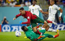 حراس مرمى منتخب غانا يوقف لاعب البرتغال رونالدو