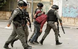 الاحتلال يعتقل مواطناً فلسطينياً/ أرشيف