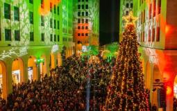 جانب من إضاءة شجرة الميلاد في مدينة روابي