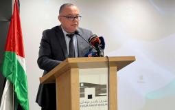 وزير الثقافة عاطف أبو سبف