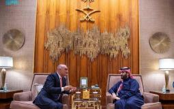 ولي العهد السعودي يستقبل رئيس الوزاراء الأردني