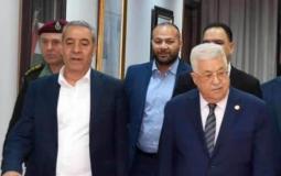 أمين سر اللجنة التنفيذية حسين الشيخ مع الرئيس الفلسطيني محمود عباس