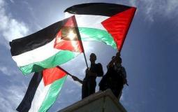رفع أعلام فلسطين - تعبيرية