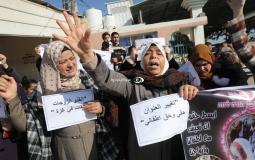 "الزوجات العالقات" يشاركن بوقفة سلمية شمال قطاع غزة