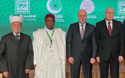 الهباش يلتقي الأمين العام لمنظمة التعاون الإسلامي