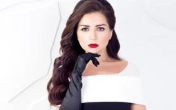 الفنانة مي عز الدين
