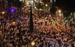 عشرات الآلاف يتظاهرون ضد حكومة نتنياهو