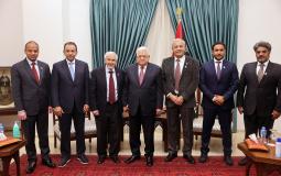 لقاء الرئيس عباس مع وفد من جمعية الهلال الأحمر الكويتي