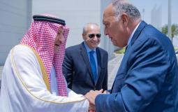 6 وزراء خارجية عرب يصلون جدة لعقد اجتماع تشاوري