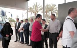 جانب من سفر حجاج المكرمة السعودية عبر معبر رفح