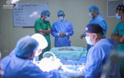 مستشفى حمد بغزة يستقبل وفداً قطرياً لتجهيز لإجراء 50 عملية زراعة قوقعة
