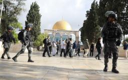 مستوطنون يقتحمون المسجد الأقصى بحماية شرطة الاحتلال