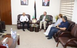 اجتماع أبو هولي مع وفد القنصلية الأمريكية