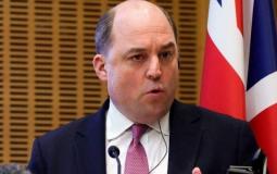 وزير الدفاع البريطاني يقدم استقالته إلى رئيس الوزراء