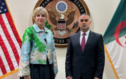 السفير فايز أبو عيطة يلتقي السفيرة الأمريكية في الجزائر