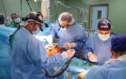 من أكثر براعة في إجراء عمليات الجراحة الطبيبات أم الأطباء؟