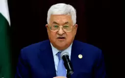 الرئيس عباس : الضفة الغربية بما فيها القدس وقطاع غزة وحدة جغرافية واحدة