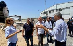 بشار المصري خلال زيارة سابقة إلى مدينة غزة الصناعية - أرشيف