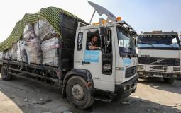 الهلال الأحمر يعلن عدد شاحنات المساعدات التي دخلت غزة
