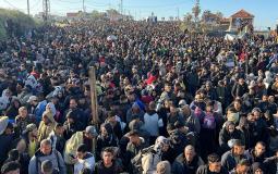 المواطنون على تبة النويري