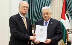 الرئيس عباس يتسلم من رئيس الوزراء خطة إغاثة غزة