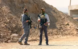 عناصر شركة أمن أميركية في غزة لفحص مركبات العائدين من جنوب إلى شمال القطاع