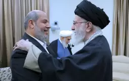 خامنئي يستقبل قادة من حماس