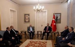 لقاء سابق لوزير الخارجية التركي مع وفد حماس - أرشيف