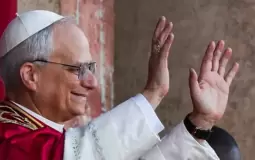 بابا الفاتيكان ليو الرابع عشر