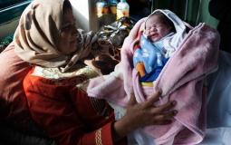 الأطفال الرضع في غزة