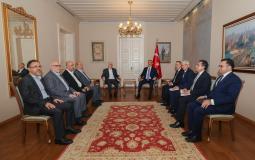 وفد حماس يلتقي وزير الخارجية التركي في إسطنبول