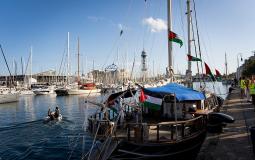 أسطول الصمود ينطلق من برشلونة لكسر حصار غزة