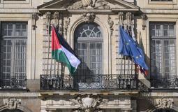21 بلدية في فرنسا ترفع العلم الفلسطيني فوق مقارها