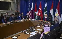 ترامب مع رؤساء دول عربية وإسلامية