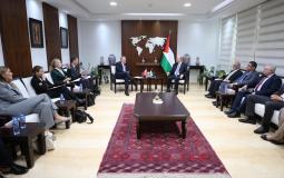 مصطفى - أي ترتيبات انتقالية بغزة يجب أن تنسق مع الدولة ومؤسساتها