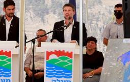 سموتريتش يدعو لتشجيع "هجرة" الفلسطينيين من الضفة وغزة.