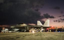 وصول سرب مقاتلات أميركية من طراز F-22 إلى إسرائيل