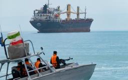 إيران: السيطرة الكاملة على مضيق هرمز