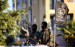 مقاتلون من ألوية الناصر صلاح الدين (الذراع العسكري للجان المقاومة) (أرشيف)