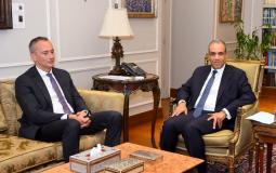 وزير الخارجية المصري يستقبل الممثل الأعلى لغزة