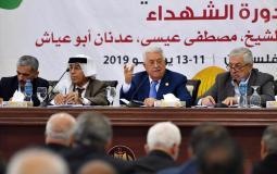 الرئيس محمود عباس في اجتماع استشاري فتح
