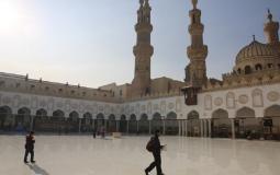هل سيتم فتح المساجد غداً الجمعة في مصر.. هيكل يكشف