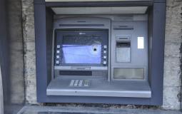 سرقة الصراف الآلي لبنك فلسطين غرب رام الله