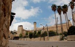 بلدية الخليل تندد باعتداءات المستوطنين في المدينة وإغلاق الحرم الإبراهيمي