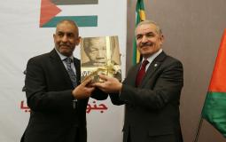 محمد اشتية خلال يوم الحرية لجنوب افريقيا